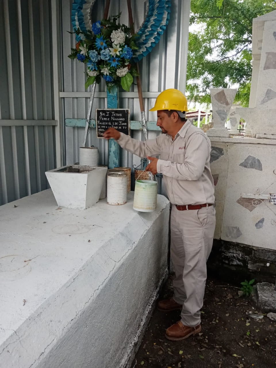 Salud Arranca Ssm Operativo Contra El Dengue En Panteones De Michoac N