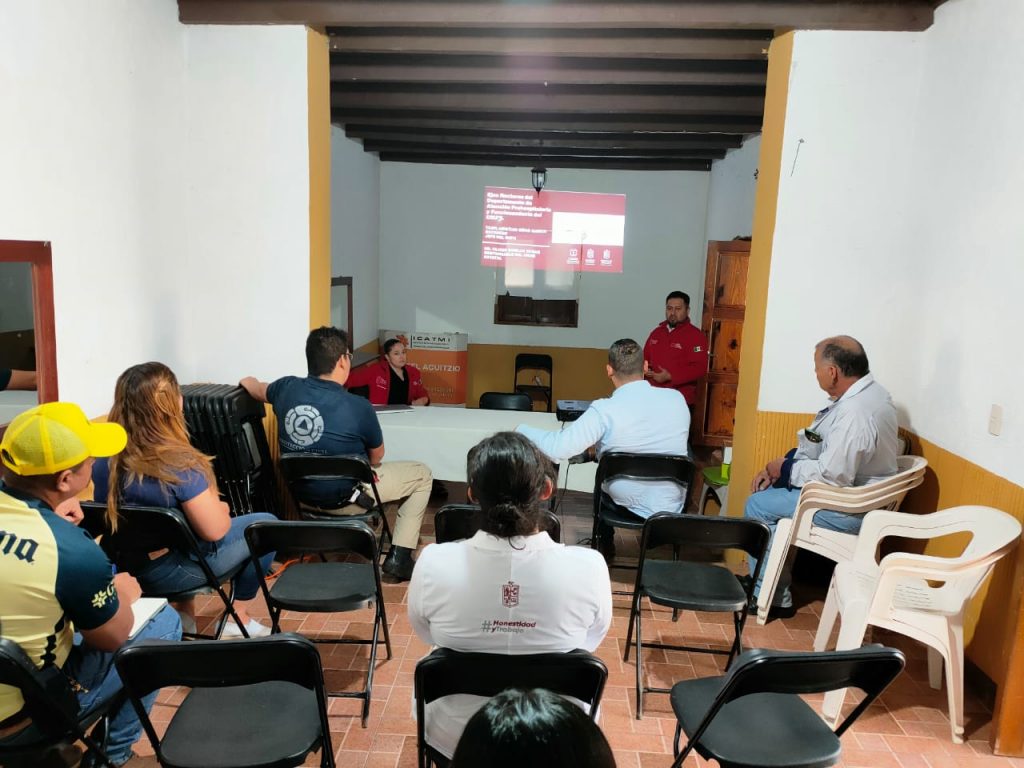 Salud Ssm Prepara A Pobladores De La Costa Michoacana En Primeros Auxilios